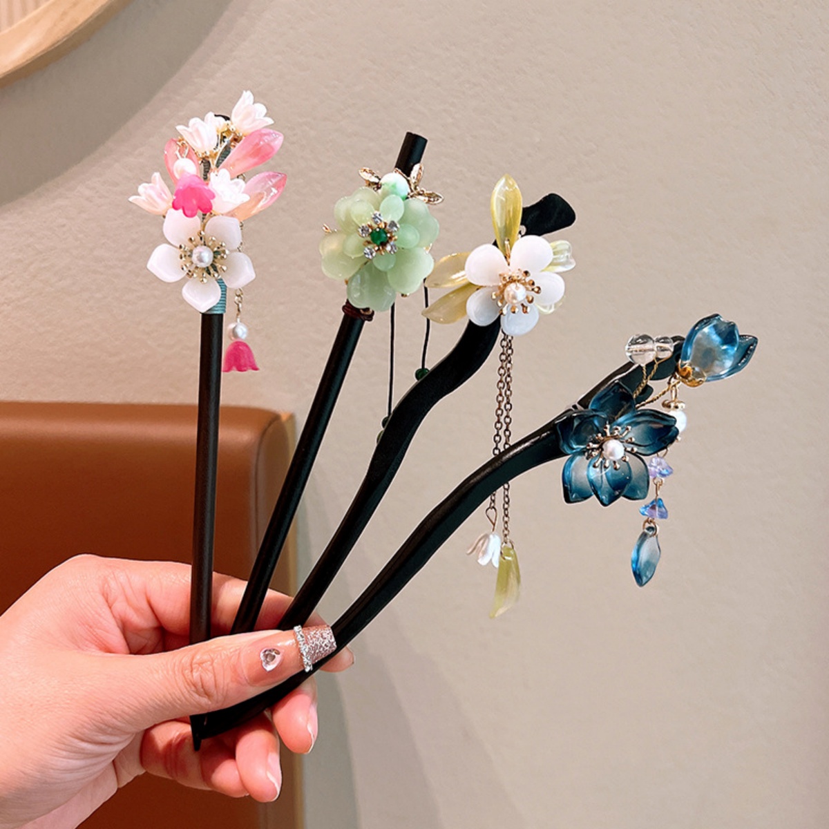 Nefis Çiçek Püskül Ahşap Firke - Hanbok Hair Pin incelemesi ve fiyatı